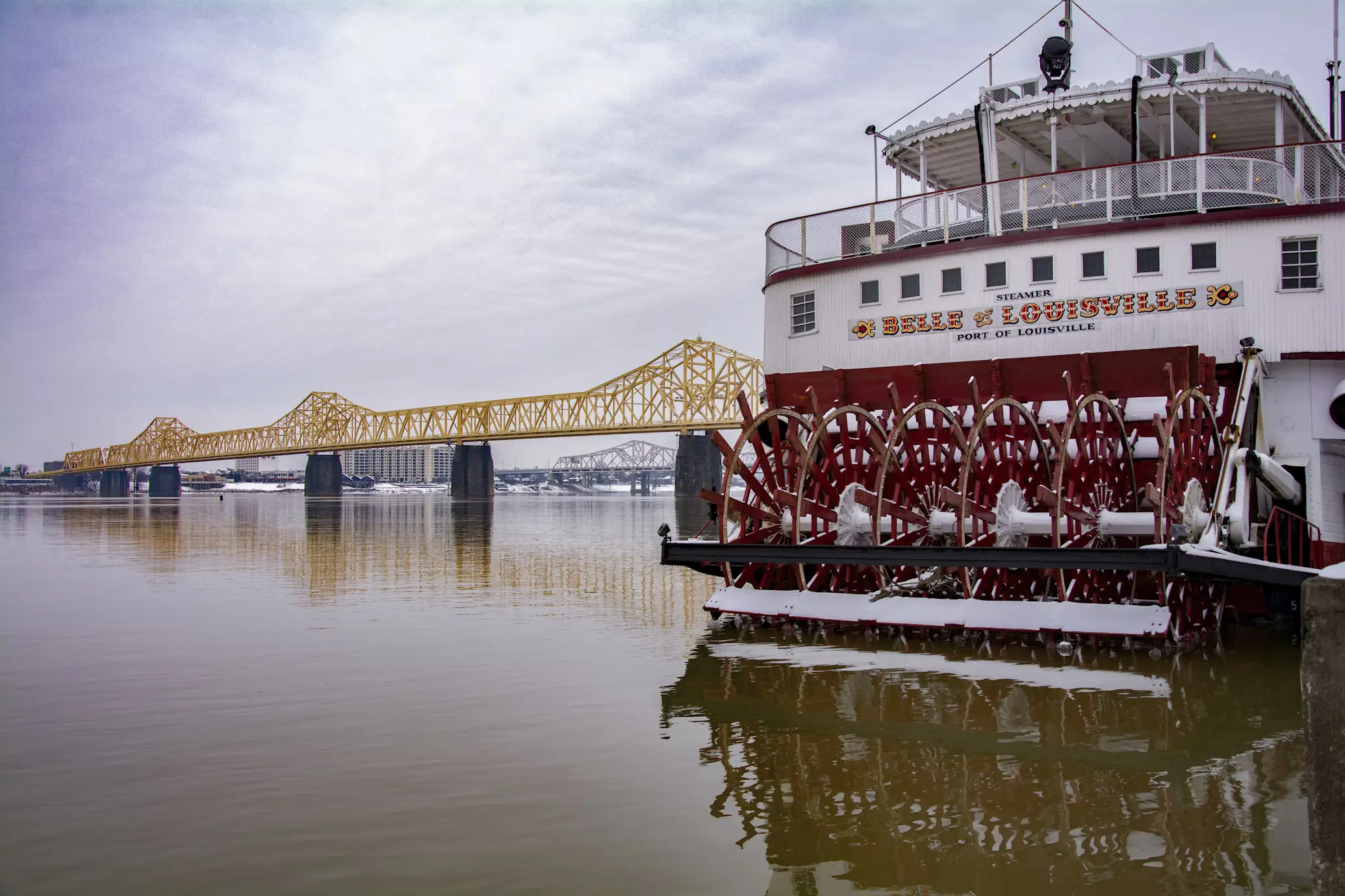 Louisville-Kentucky-Boat